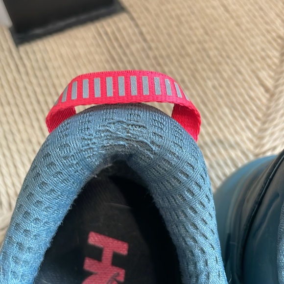 Women’s Blue Hokas Size 8 - Picture 5 of 12